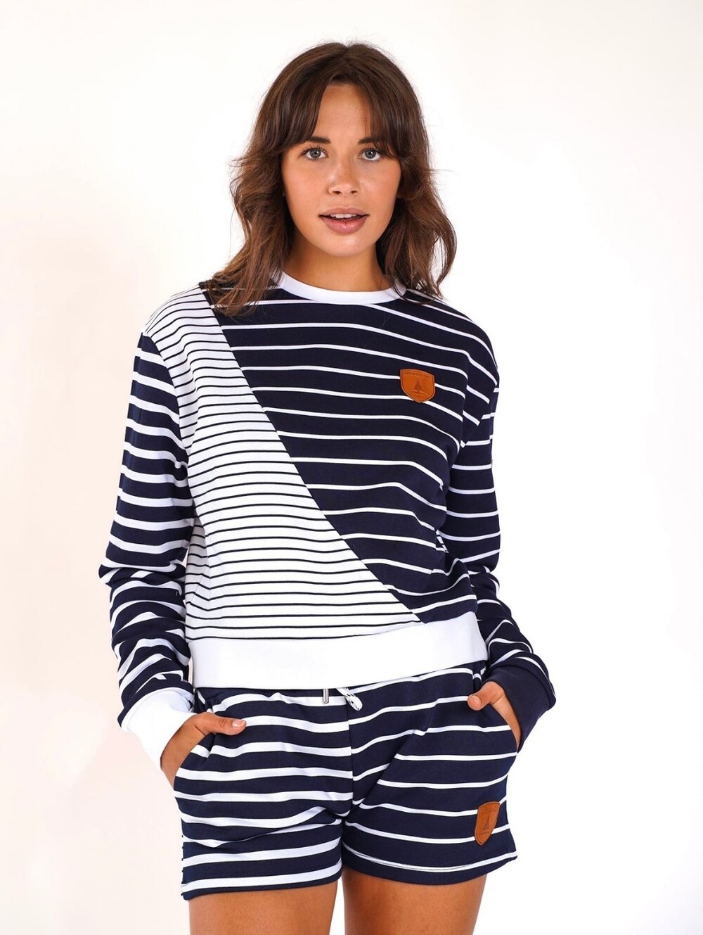 Wanakome Murota Stripe Crewneck Sweatshirt | Navy & White | Size Large